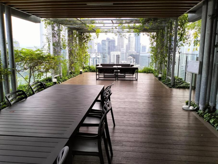 Klcc Towerviewsty5Pax At Ceylonzsuites Kuala Lumpur Exterior photo