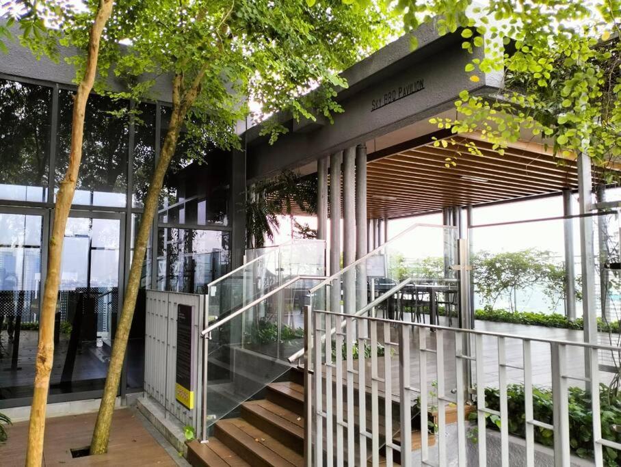 Klcc Towerviewsty5Pax At Ceylonzsuites Kuala Lumpur Exterior photo